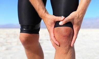 How the knee joint arthrosis show itself